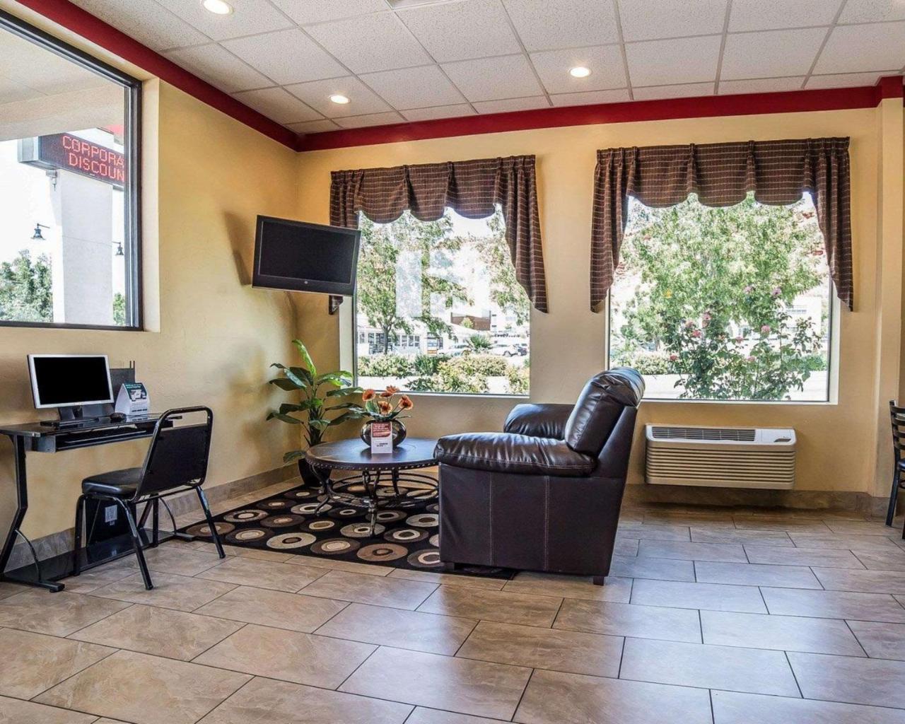 Econo Lodge St George North - Near Pioneer Park St. George Ngoại thất bức ảnh